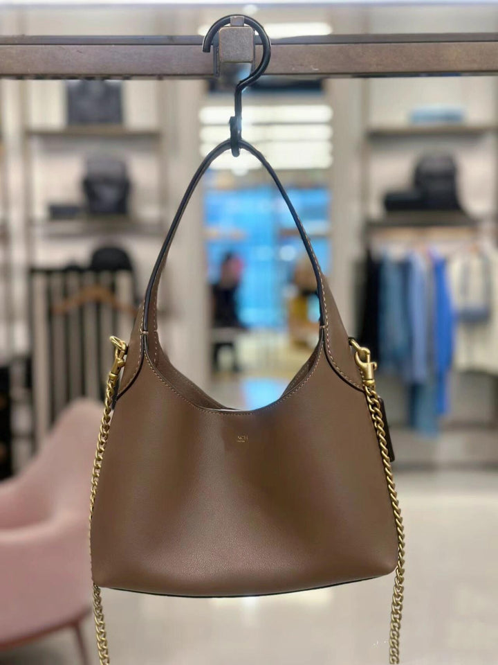 Lunaria | Een Tas waar Vorm en Elegantie  Samensmelten