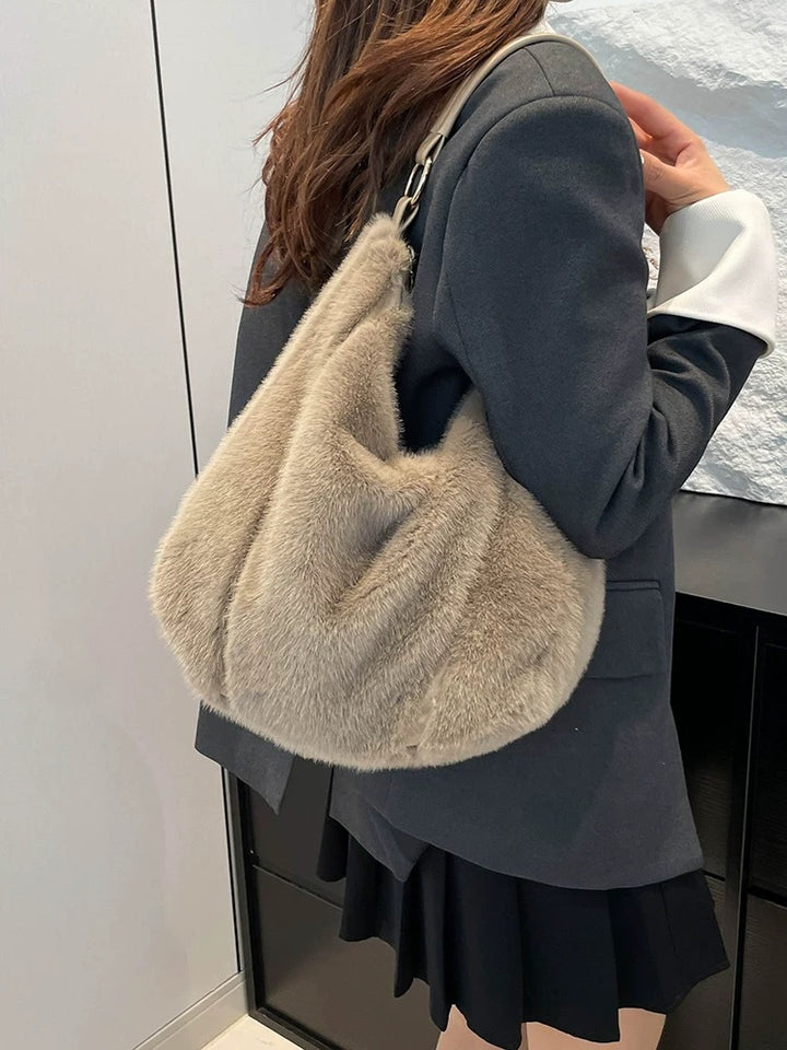 Brunette Douceur | De Fluffy Tas Met Onweerstaanbare Charme