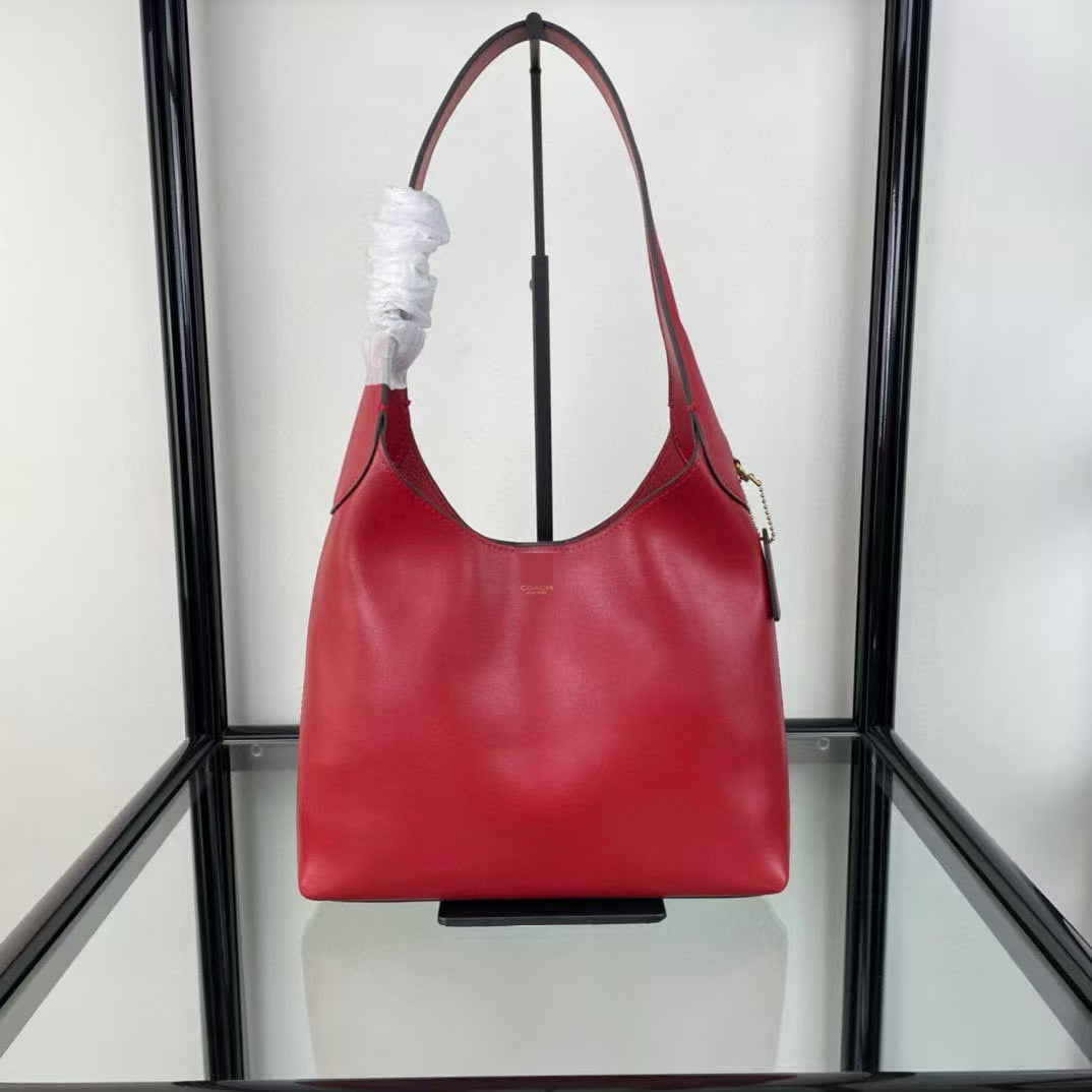 Lunaria | Een Tas waar Vorm en Elegantie  Samensmelten