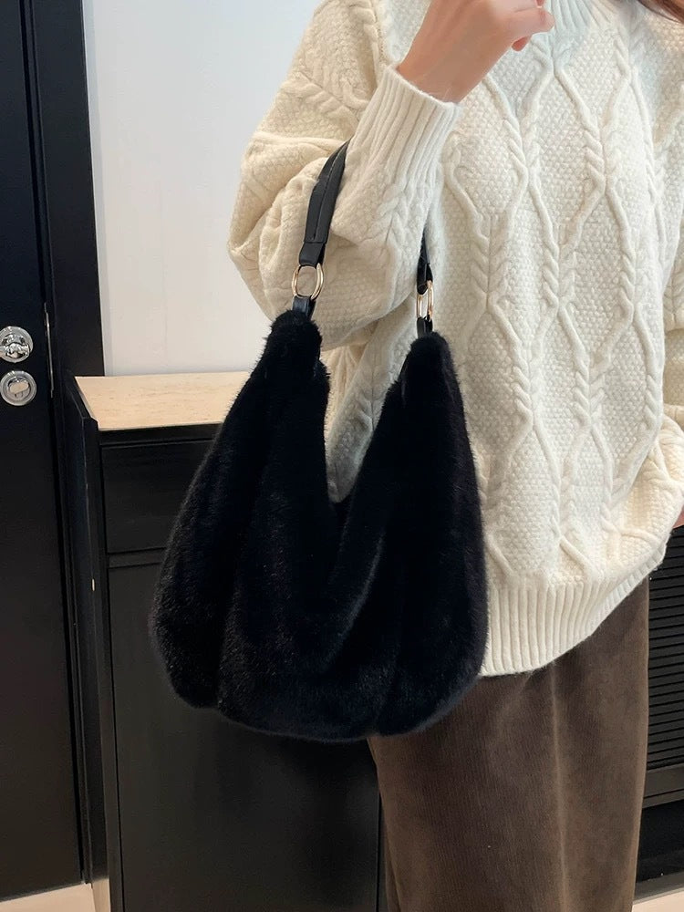 Brunette Douceur | De Fluffy Tas Met Onweerstaanbare Charme