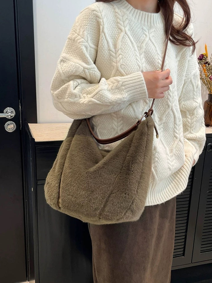 Brunette Douceur | De Fluffy Tas Met Onweerstaanbare Charme