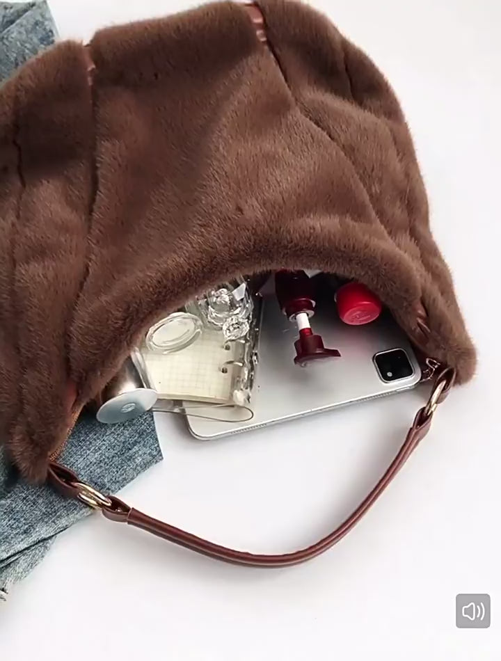 Brunette Douceur | De Fluffy Tas Met Onweerstaanbare Charme